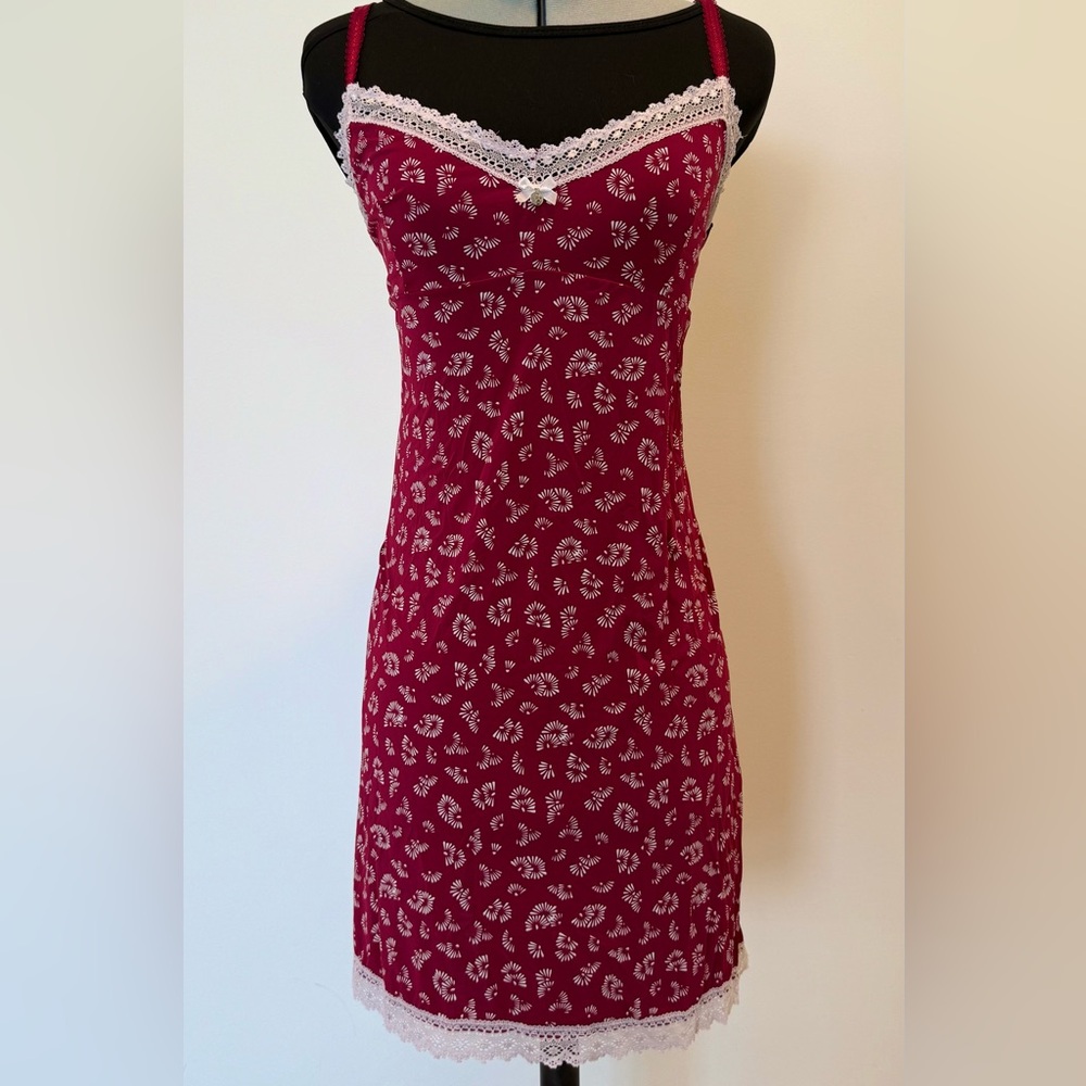 Elegant Lace Trim Burgundy Slip Dress
